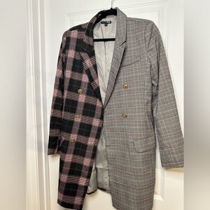 Chic Plaid Double-Breasted Blazer
